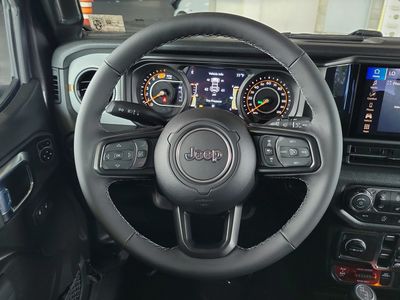 2026 Jeep Wrangler - Photo 22