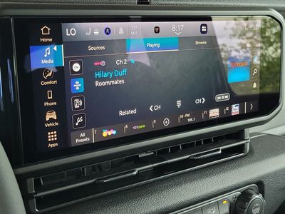 2026 Jeep Wrangler - Photo 27