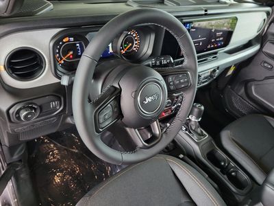 2026 Jeep Wrangler - Photo 16