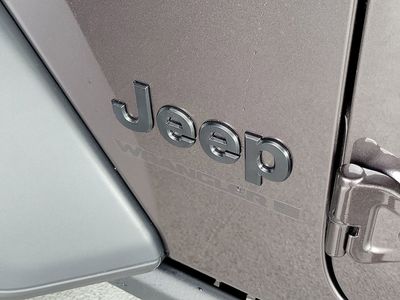 2026 Jeep Wrangler - Photo 5