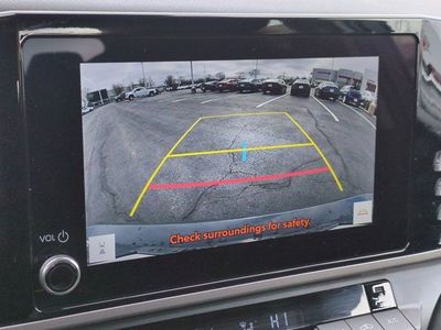 2025 Toyota Camry - Photo 12