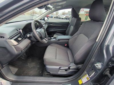 2025 Toyota Camry - Photo 8