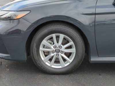 2025 Toyota Camry - Photo 7