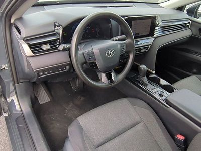 2025 Toyota Camry - Photo 9