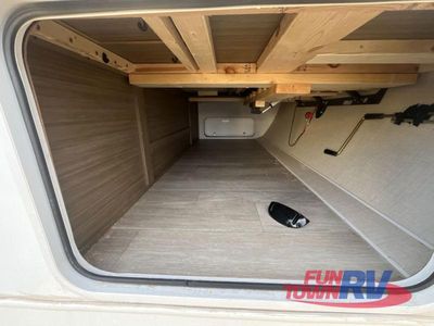 2025 Forest River RV Wildwood - Photo 6