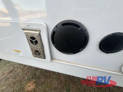2025 Forest River RV Wildwood - Photo 13