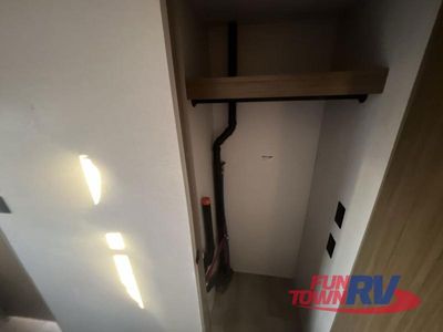 2025 Forest River RV Wildwood - Photo 44