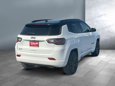 2022 Jeep Compass - Photo 2