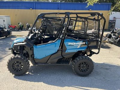 2025 Honda Pioneer 1000-5 Deluxe - Photo 6
