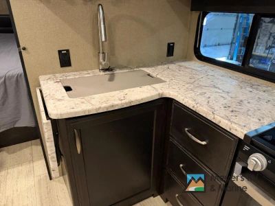 2018 Grand Design Imagine - Photo 11