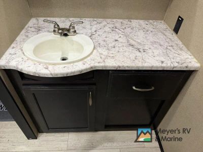2018 Grand Design Imagine - Photo 18