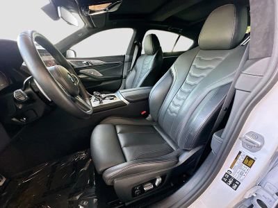 2025 BMW 8 Series — photo 22 view