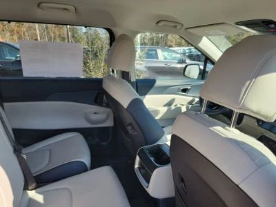 2026 Kia Carnival — photo 30 view