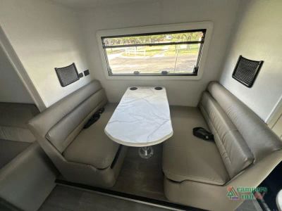 2025 Dynamax isata 3 — photo 11 view