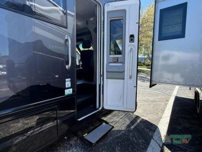 2025 Dynamax isata 3 — photo 8 view