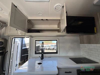 2025 Dynamax isata 3 — photo 13 view