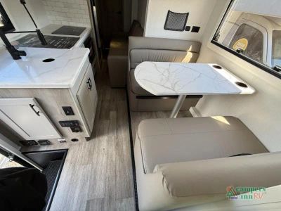 2025 Dynamax isata 3 — photo 10 view