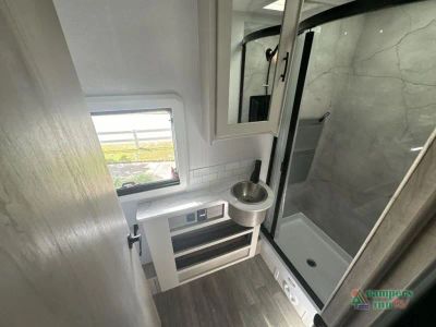 2025 Dynamax isata 3 — photo 27 view