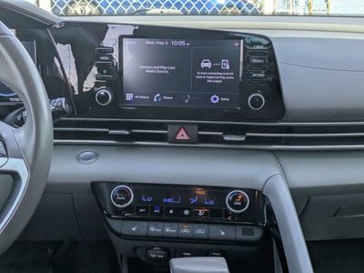 2022 Hyundai Elantra - Photo 14
