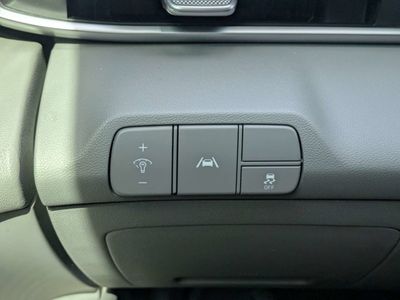 2022 Hyundai Elantra - Photo 19