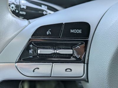 2022 Hyundai Elantra - Photo 20