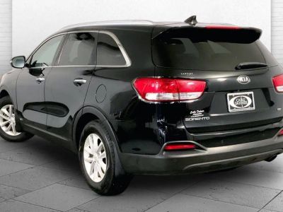 2017 Kia Sorento — interior view