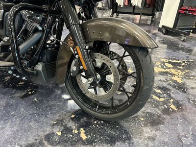 2020 Harley-Davidson Road Glide Special - Photo 3