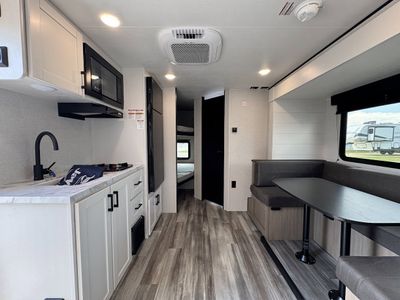 2026 Jayco Jay Flight SLX - Photo 11