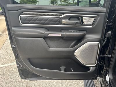 2026 RAM 1500 - Photo 36