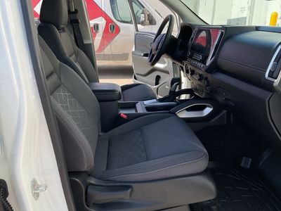 2025 Nissan Frontier - Photo 15