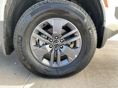 2025 Nissan Frontier - Photo 16