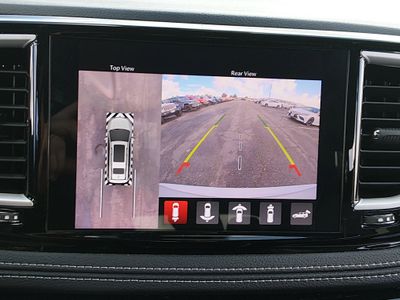 2023 Chrysler Pacifica — photo 16 view