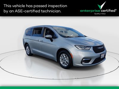 2023 Chrysler Pacifica Touring L FWD — front three-quarter view
