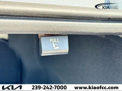 2026 Kia K5 — photo 12 view