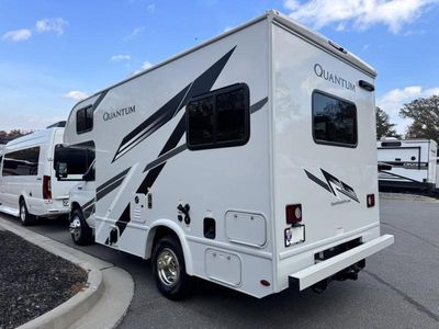 2026 Thor Motor Coach Quantum - Photo 4
