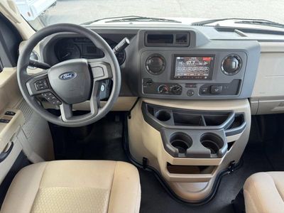 2026 Thor Motor Coach Quantum - Photo 10
