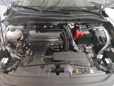 2025 Ford Escape — photo 9 view
