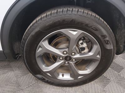 2025 Ford Escape — photo 10 view