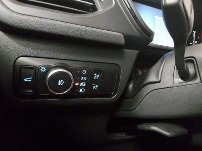 2025 Ford Escape — photo 13 view