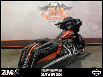 2017 Harley-Davidson CVO Street Glide - Photo 3