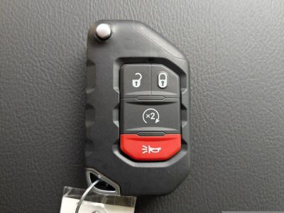 2026 Jeep Gladiator — photo 31 view