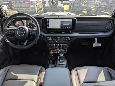 2026 Jeep Gladiator — photo 15 view