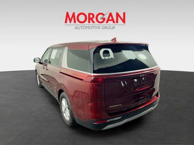 2023 Kia Carnival — detail view