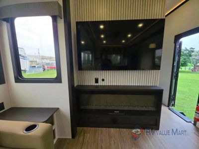 2027 Forest River RV Sabre — photo 10 view