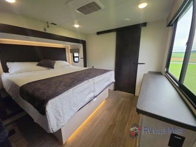 2027 Forest River RV Sabre — photo 27 view