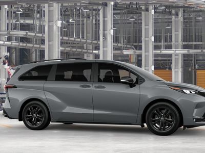 2026 Toyota Sienna — photo 13 view