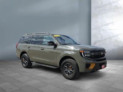2025 Ford Expedition — photo 8 view
