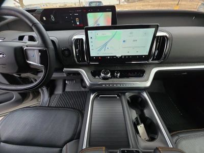 2025 Ford Expedition — photo 13 view