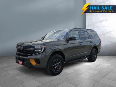 2025 Ford Expedition — front three-quarter view