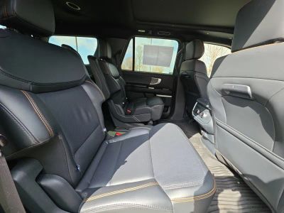 2025 Ford Expedition — photo 14 view
